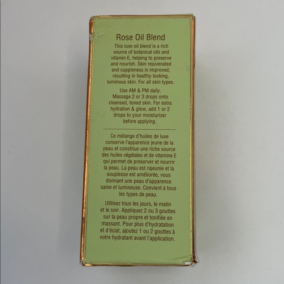 NIB PIXI ROSE OIL BLEND. - Picture 3 of 4